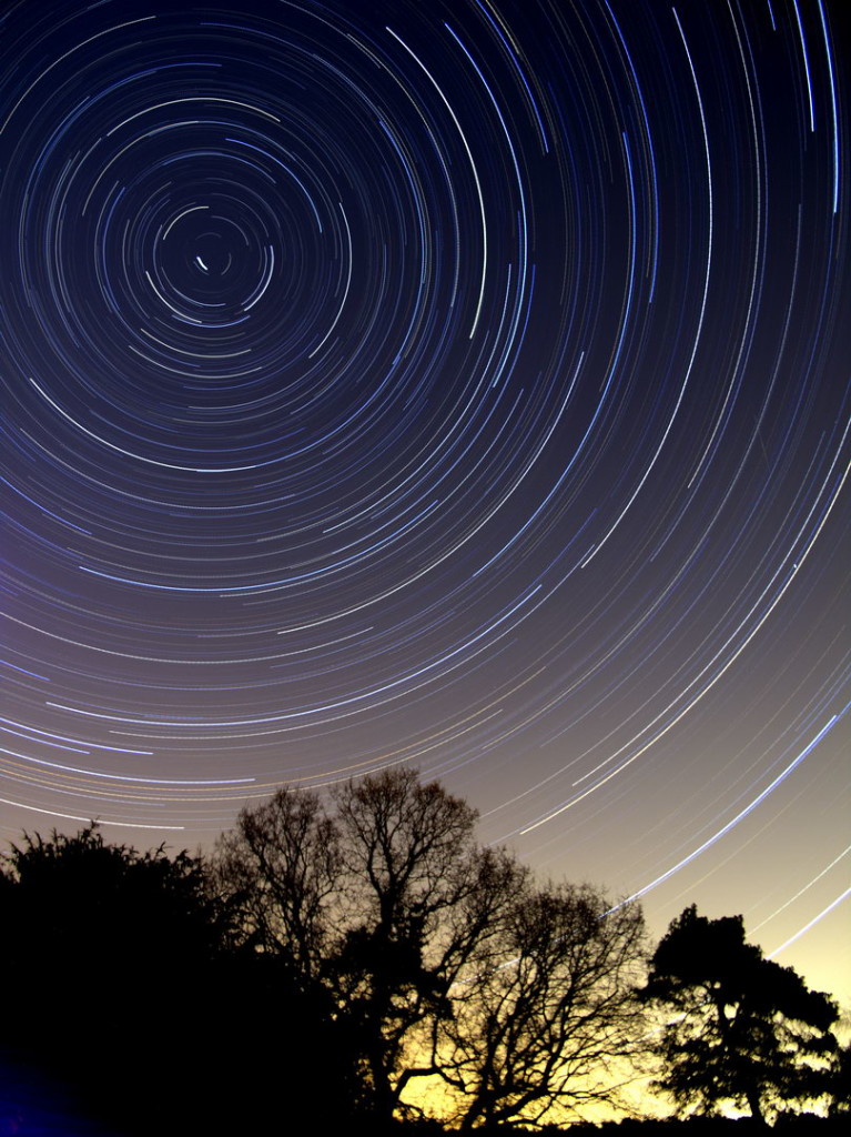 Photo_0103866_Canon_G12_Startrails06b